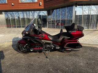 2019 Honda GL 1800 Gold Wing, красный, 3200000 рублей, вид 2