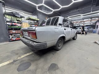 2010 Lada (ВАЗ) 2105, серебристый, 135000 рублей, вид 2