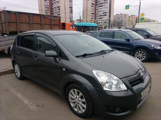 2007 Toyota Corolla Verso I Рестайлинг 2, серый, 700000 рублей, вид 2