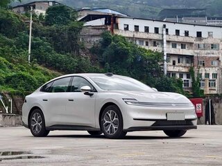 2026 Changan Qiyuan A06 28.39 kWh, серый, 2400000 рублей, вид 3
