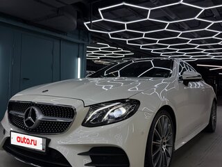 2018 Mercedes-Benz E-Класс 300 V (W213, S213, C238), белый, 4300000 рублей, вид 2