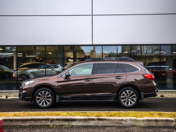 2017 Subaru Outback V, коричневый, 2144777 рублей - вид 8