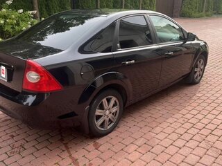 2008 Ford Focus II Рестайлинг, чёрный, 600000 рублей, вид 4
