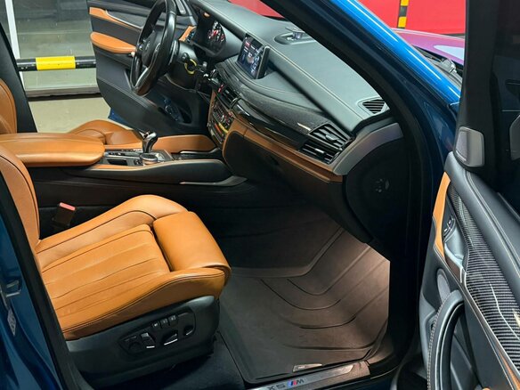 2018 BMW X5 M II (F85), голубой, 5200000 рублей - вид 6