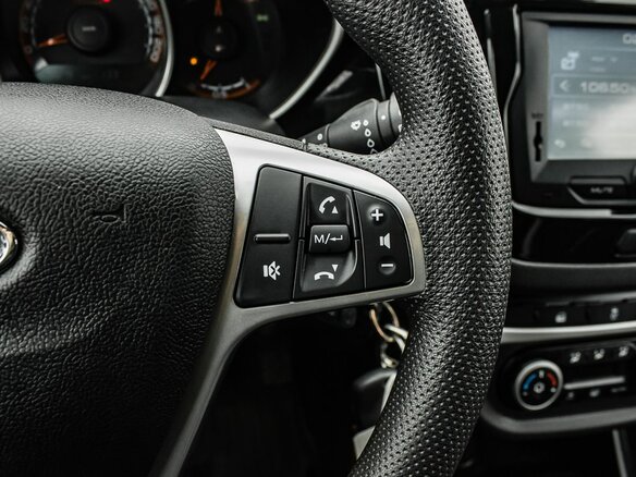 2018 Lada (ВАЗ) Vesta SW Cross I, белый, 1200000 рублей - вид 14