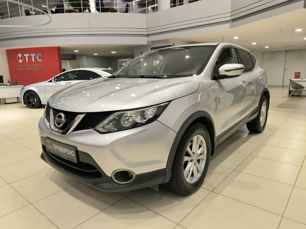 Открыть фотографии: Nissan Qashqai II