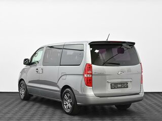 2018 Hyundai Grand Starex I Рестайлинг, серый, 2405000 рублей, вид 4
