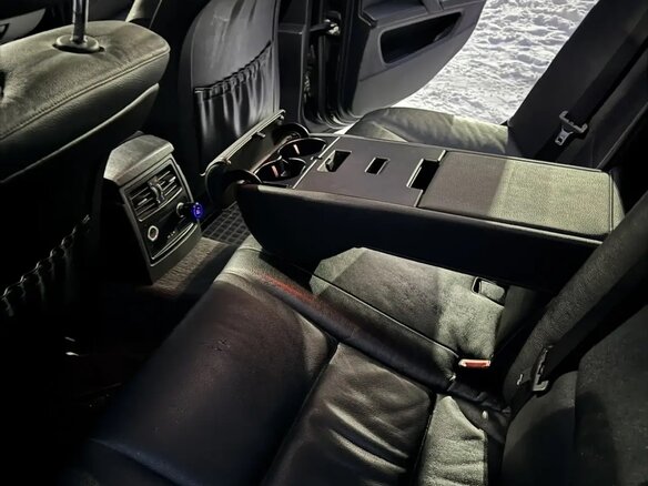 2009 BMW 5 серии 525i V (E60/E61) Рестайлинг, чёрный, 1400000 рублей - вид 28
