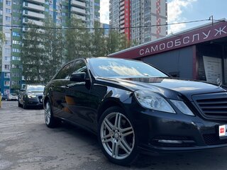2013 Mercedes-Benz E-Класс 200 7G-Tronic IV (W212, S212, C207), чёрный, 1300000 рублей, вид 3