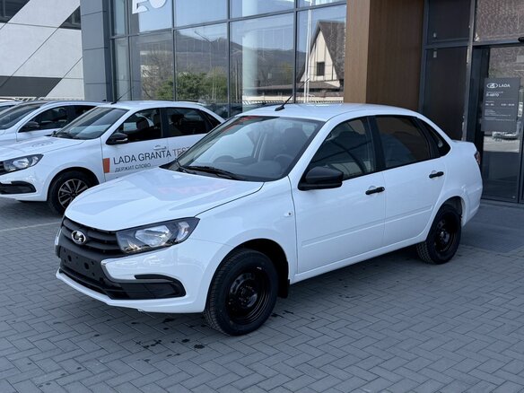 2026 Lada (ВАЗ) Granta I Рестайлинг, белый, 885000 рублей
