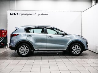 2019 Kia Sportage IV Рестайлинг, серебристый, 2300000 рублей, вид 5