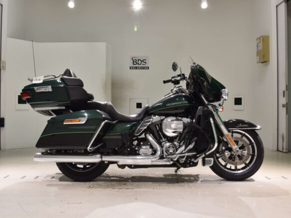 2014 Harley-Davidson Electra Glide, зелёный, 1000000 рублей - вид 3