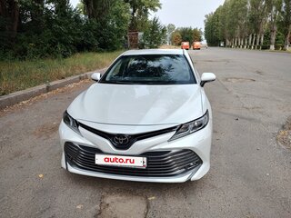 2020 Toyota Camry VIII (XV70), белый, 3500000 рублей, вид 2