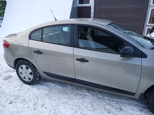2013 Renault Fluence I Рестайлинг, бежевый, 1300000 рублей - вид 3