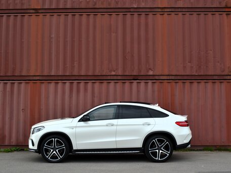 2017 Mercedes-Benz GLE Coupe AMG 43 AMG I (C292), белый, 4649000 рублей, вид 3
