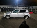 2009 Opel Astra 5-speed H Рестайлинг, серебристый, 450000 рублей - вид 2