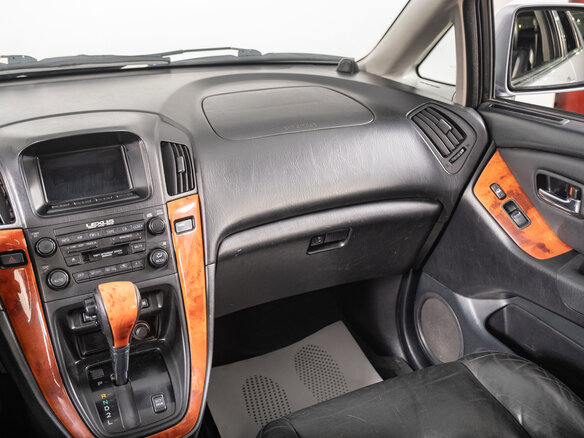 2002 Lexus RX 300 I, белый, 799000 рублей - вид 10