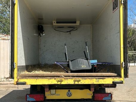 2013 Volkswagen Crafter, жёлтый, 1880000 рублей, вид 4