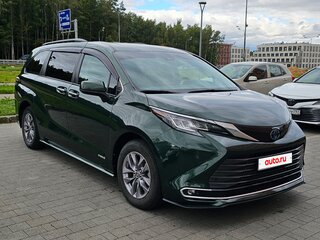 2021 Toyota Sienna IV, зелёный, 4450000 рублей, вид 2
