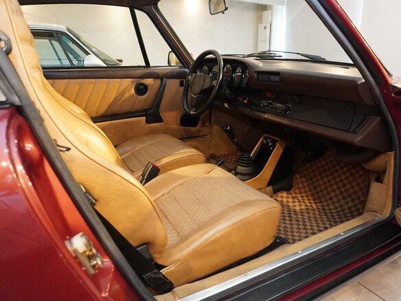 1981 Porsche 911 II (911, 930), красный - вид 16