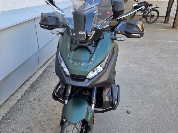 2020 Honda X-ADV, зелёный, 1100000 рублей - вид 1