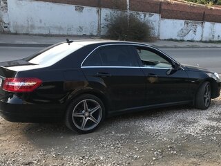 2012 Mercedes-Benz E-Класс 200 7G-Tronic IV (W212, S212, C207), чёрный, 1500000 рублей, вид 5