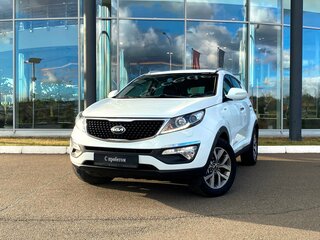 2015 Kia Sportage III Рестайлинг, белый, 1388000 рублей, вид 1
