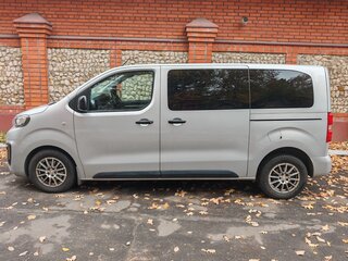 2020 Peugeot Traveller I, серебристый, 3350000 рублей, вид 2