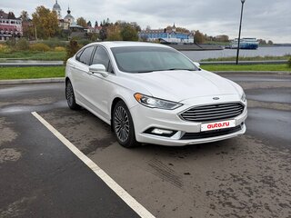 2016 Ford Fusion (North America) II Рестайлинг, белый, 1500000 рублей, вид 3