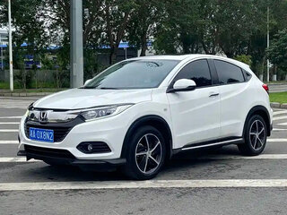 2022 Honda Vezel I Рестайлинг, белый, 1405028 рублей, вид 1