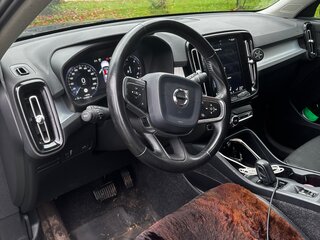 2019 Volvo XC40 I, чёрный, 3000000 рублей, вид 4