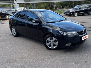 2010 Kia Cerato 4-speed II, чёрный, 580000 рублей, вид 2