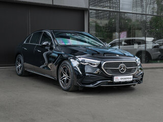 2026 Mercedes-Benz E-Класс 300 VI (W214, S214), чёрный, 8290000 рублей, вид 3