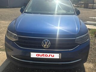 2021 Volkswagen Tiguan II Рестайлинг, синий, 2150000 рублей, вид 1