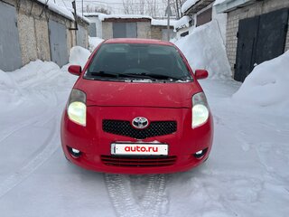 2008 Toyota Yaris II, красный, 565000 рублей, вид 2