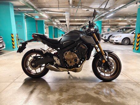 2022 Honda CB 650R, серый, 949000 рублей, вид 3
