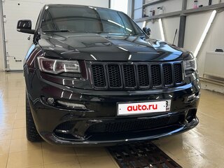2014 Jeep Grand Cherokee SRT IV (WK2) Рестайлинг, чёрный, 3800000 рублей, вид 2