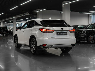 2021 Lexus RX 300 IV Рестайлинг, белый, 4990000 рублей, вид 4