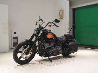 2023 Harley-Davidson Street Bob, чёрный, 1450000 рублей, вид 4