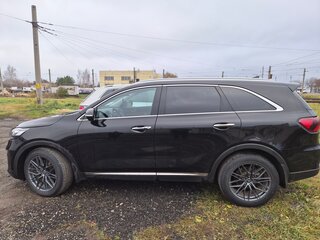 2018 Kia Sorento 8-speed III Prime Рестайлинг, чёрный, 2350000 рублей, вид 2
