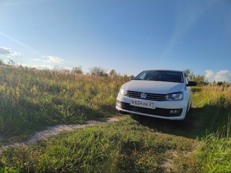 2019 Volkswagen Polo V Рестайлинг, белый, 999000 рублей, вид 5