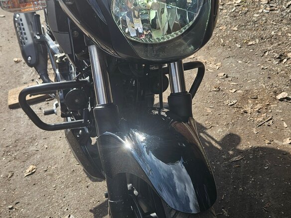 2021 Bajaj Pulsar 180, чёрный, 160000 рублей - вид 11