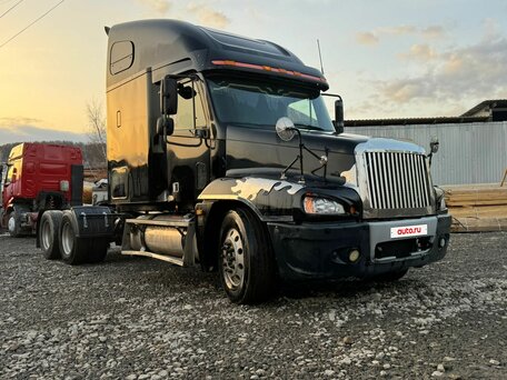 2004 Freightliner Century Class, чёрный, 1500000 рублей, вид 1