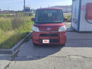 2014 Daihatsu Tanto III, красный, 820000 рублей, вид 3