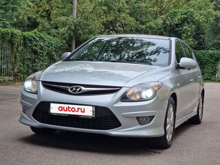 2010 Hyundai i30 I Рестайлинг, серебристый, 1300000 рублей, вид 3