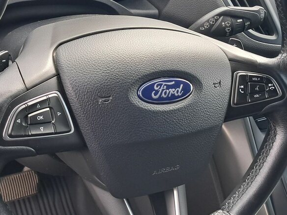 2017 Ford Kuga II Рестайлинг, серый, 1069000 рублей - вид 19