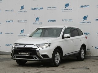 2019 Mitsubishi Outlander III Рестайлинг 3, белый, 2150000 рублей, вид 1