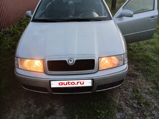 2001 Skoda Octavia I (A4) Рестайлинг, серебристый, 210000 рублей, вид 1