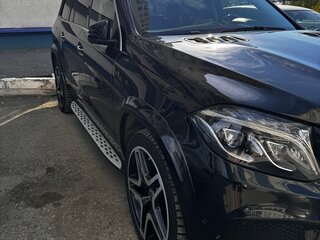 2017 Mercedes-Benz GLS 500 I (X166), чёрный, 7300000 рублей, вид 2