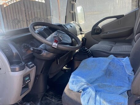 2012 Nissan Cabstar, белый, 1190000 рублей, вид 5